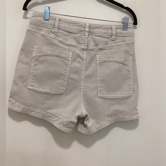 Anthropologie Pilcro Ultra High-Rise Utility Denim Shorts. Size 29. - Picture 6 of 9